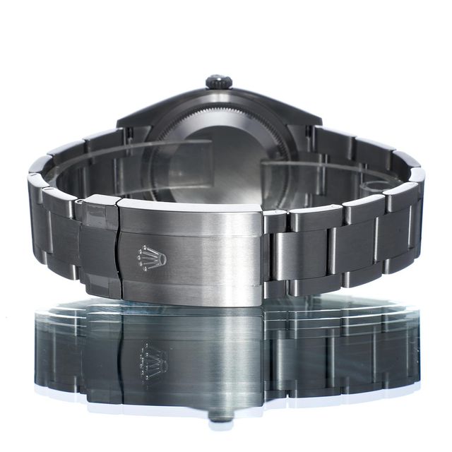 Rolex Oyster Perpetual 126000 Image 3